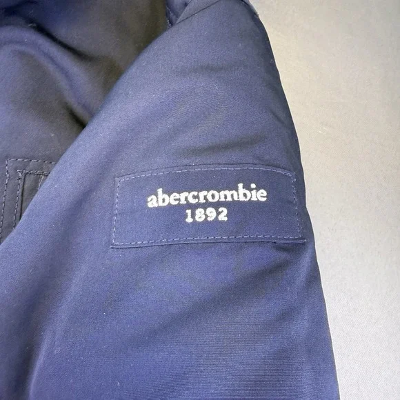 Abercrombie Kids Navy Parka Jacket Size 13/14 XL Sherpa Lined Fur Hood Coat - Picture 4 of 16